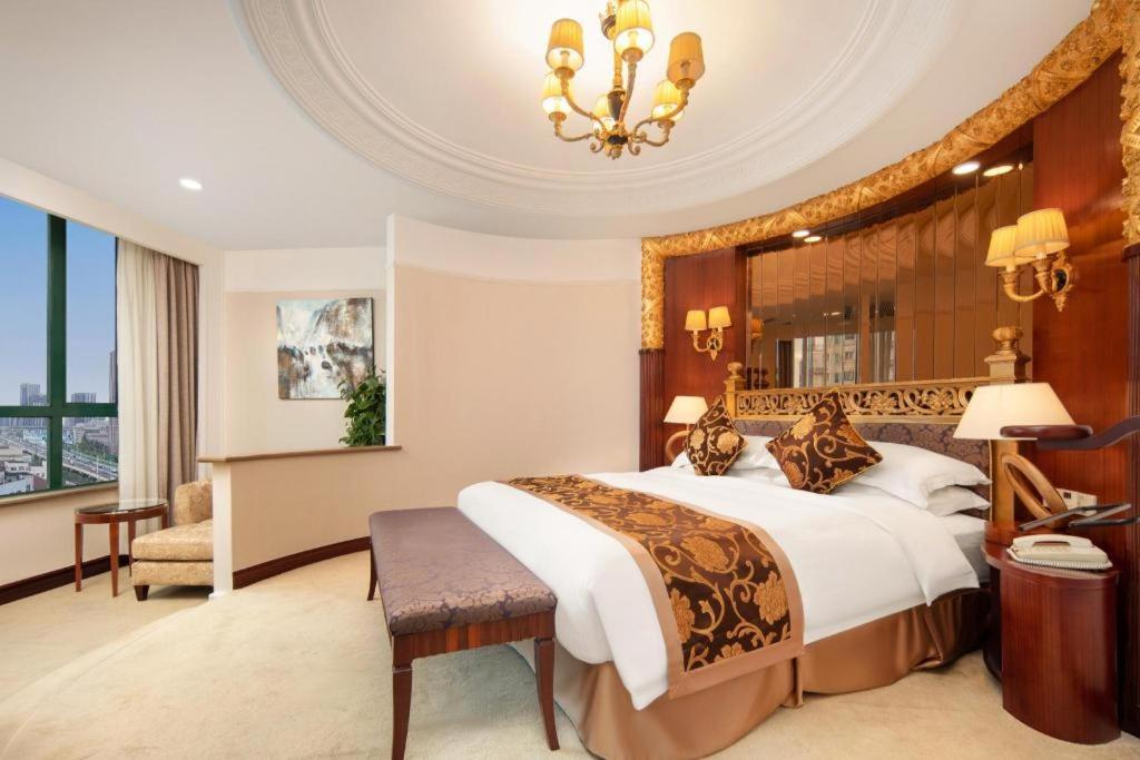 Jinrong International Hotel Shanghai Exterior foto