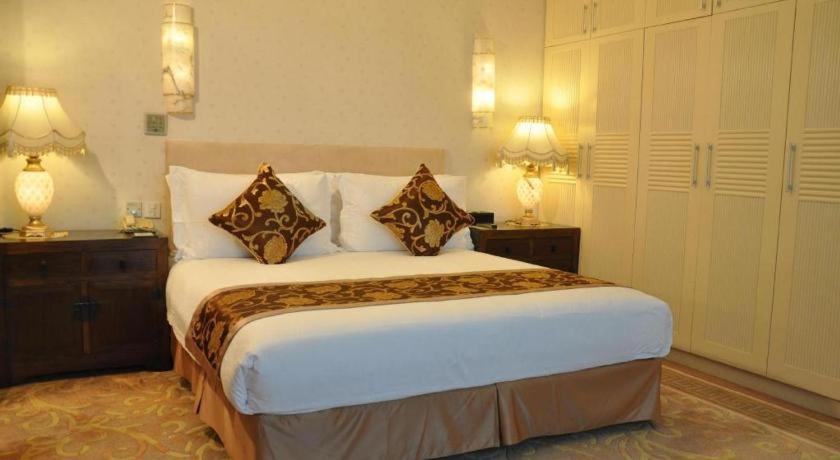 Jinrong International Hotel Shanghai Exterior foto
